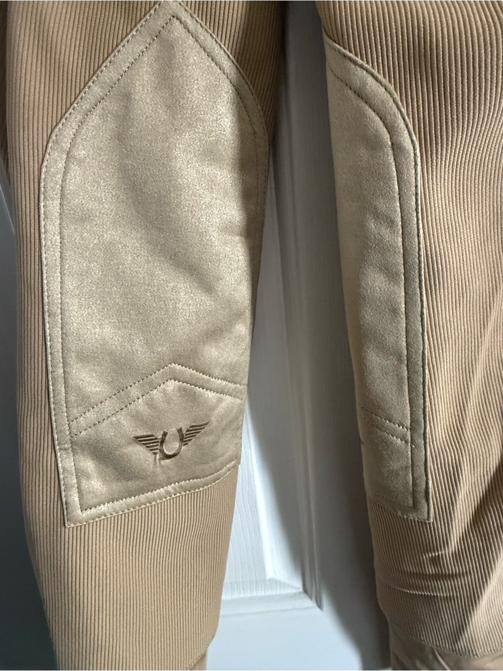 TuffRider Women’s Equestrian Riding Breeches - Picture 3 of 6